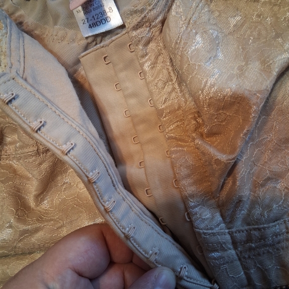 👙Comfortview Cream Floral Lace Bra - Picture 6 of 10